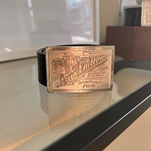 Louis Vuitton Black Leather Belt 💯% Authentic